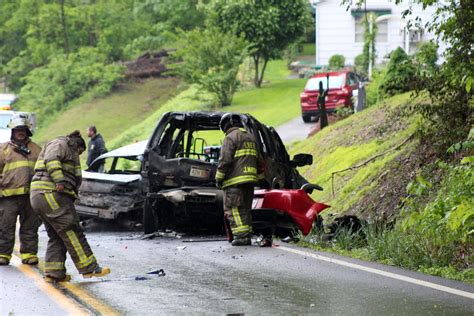 23 was closed Saturday afternoon at the Community Trust Bank in Pikeville due to a deadly crash. . Wayne county fatal car accident